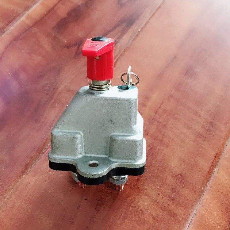 JK063 12/24V 大电流汽车电瓶断电开关 250A带钥匙蓄电池断电开关