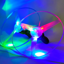 夜市熱銷拉線兒童飛碟玩具 發光玩具飛天仙子大號地攤貨源