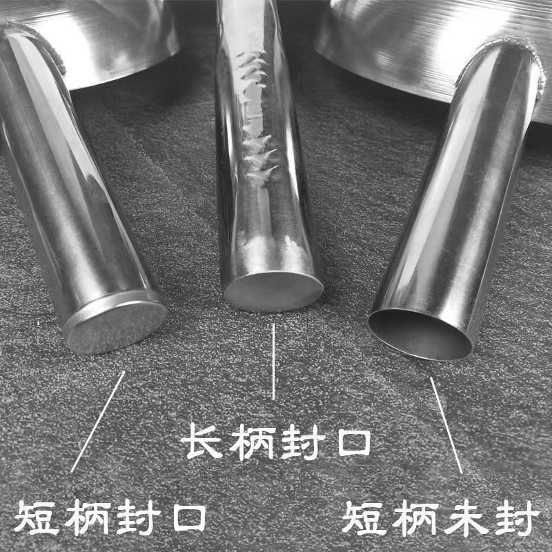 厚いステンレスの水たまりの短い柄の長いスプーンの長さは水を漂わせます。|undefined