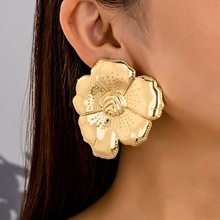 欧美跨境饰品新款夸张法式复古花卉耳饰高级感轻奢褶皱耳环女批发