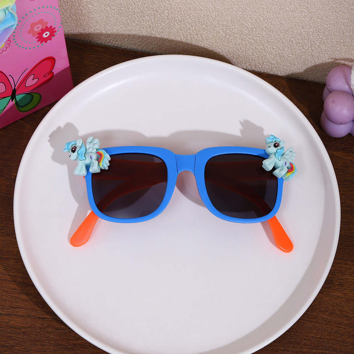 Gafas de sol plegables para niños Gafas de sol de dibujos animados lindos para niños y niñas Protector solar al aire libre Gafas de sol polarizadas que no dañan los oídos