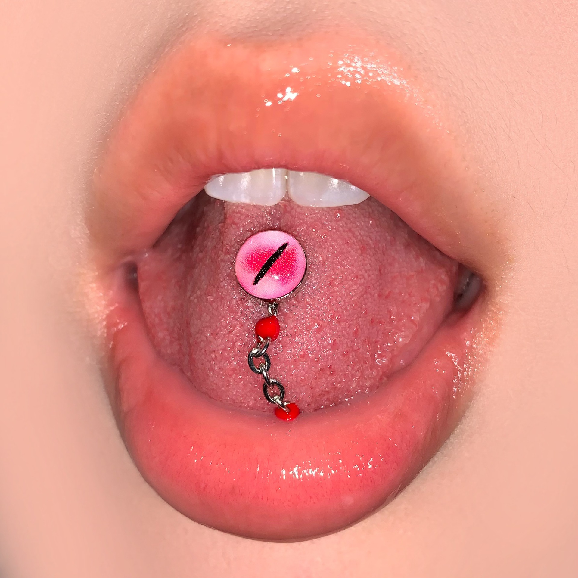 Pointed labret stud close-up product detail