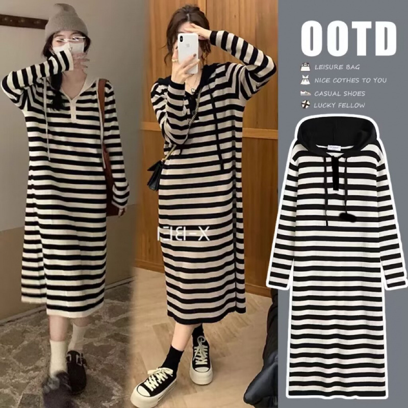 Maternity Wear French Lazy Style Retro Hooded Knitted Dress Autumn Fashion Loose Casual Striped Skirt
