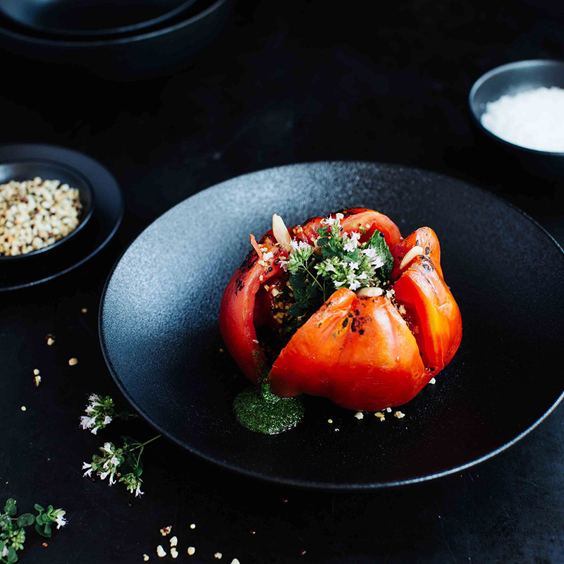 Black Ceramic Frosted Round Plate Steak Western Food Plate Home High-grade Sense Spaghetti Flat Plate High Color Value