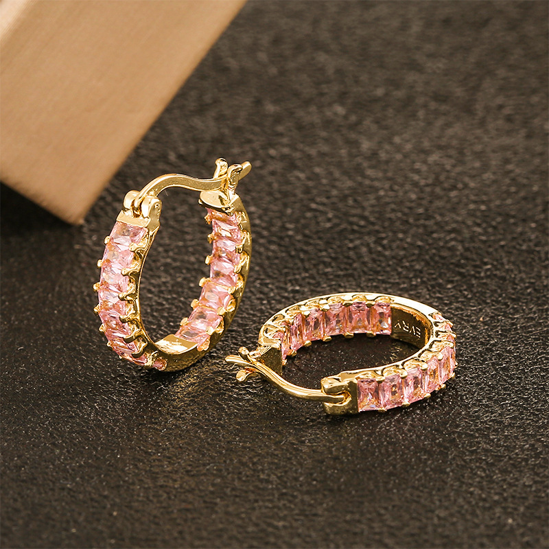 Boucles D'oreilles En Cuivre Simple Cerceau De Zircon Multicolore Vintage En Gros display picture 1