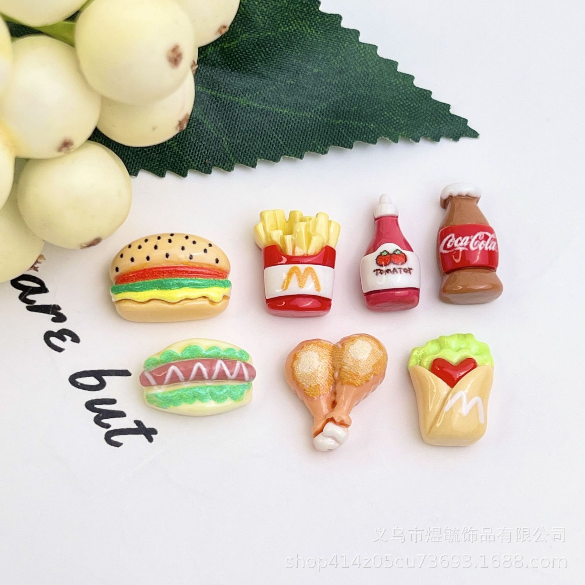 고품질 미니버거, 콜라, 닭다리 혼합 싱글