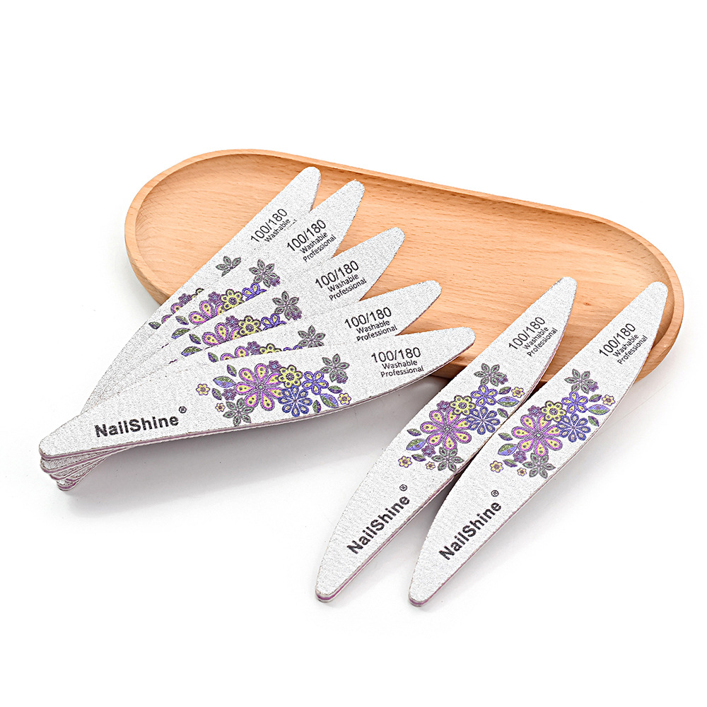 보라색 화려한 꽃