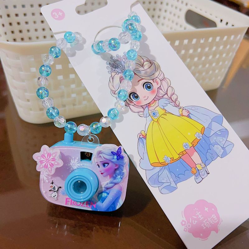 子供の投影カメラのネックレスの艾莎王女の光る明るい赤ちゃんは数珠の女の子を飾って鎖の氷雪の奇縁を掛けます。|undefined