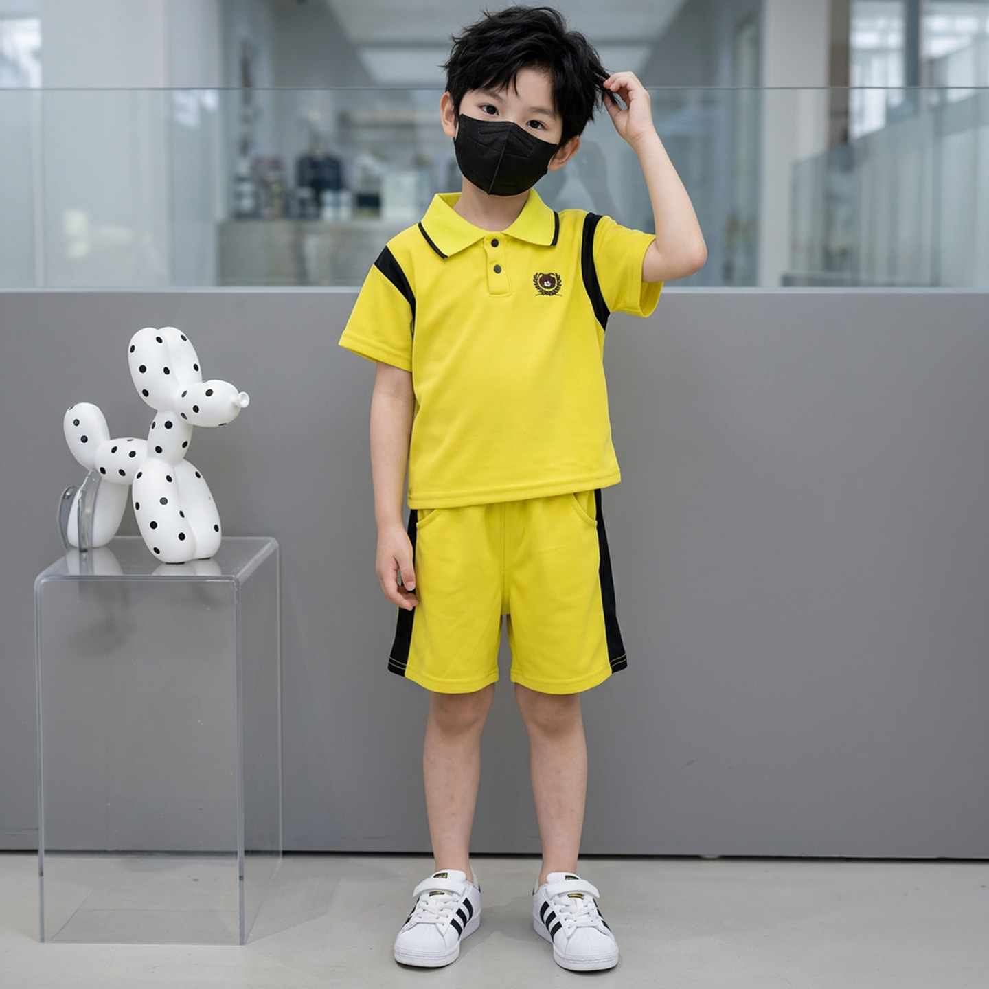 Set de mangas cortas para niños de verano nuevo polo para niños deportivo de dos piezas set de niños de verano pantalones cortos ropa infantil al por mayor image 8