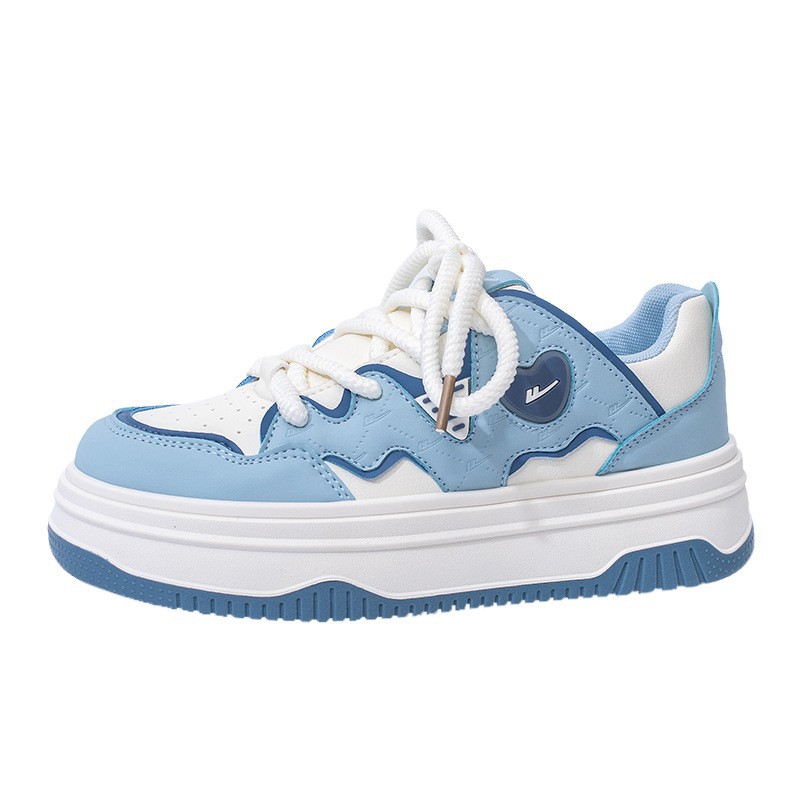 Retorno de terciopelo calentador zapatos de suela gruesa para mujeres nuevos zapatos de algodón de moda de invierno amor zapatos de altura baja zapatos de skate estudiantes de color para mujeres