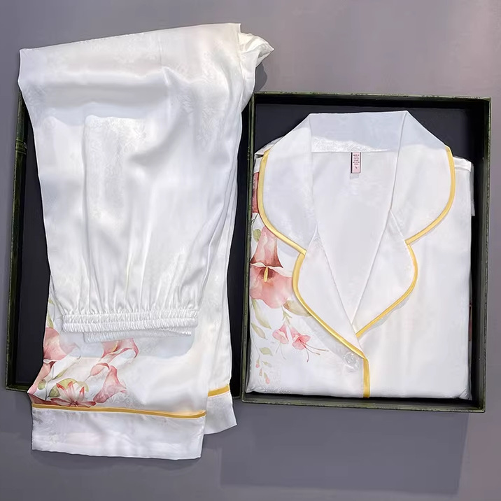 2026 Ice Silk High-End Spring/Summer Women's Pajamas, Sweet Printed Long and Short Fashionable Internet Celebrity Homewear Set, New Model 2026 Ice Silk High-End Spring/Summer Women's Pajamas, Sweet Printed Long and Short Fashionable Internet Celebrity Homewear Set, New Model