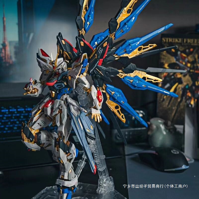 New Gundam Model Taipan Mb Strike Freedom Unicorn Phoenix Mg Red Heretic Assembled Toy Figure