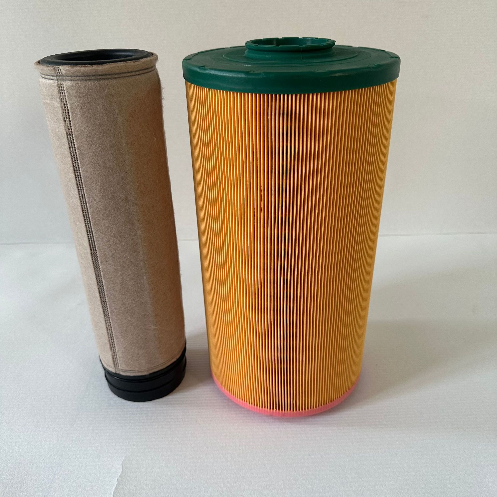 Factory direct supply CF450 C19450 84187405 84187429 AF27955 air filter