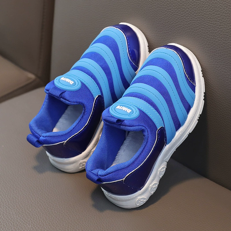 Boys' shoes spring and autumn new breathable sports shoes summer hollow children's soft sole medium and large children's running shoes for boys