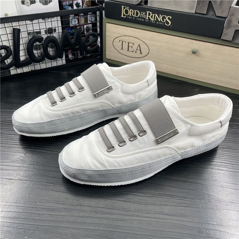Fashionable White Canvas Shoes for Men, Thin, Breathable, Slip-On Lazy Shoes, Korean Style Low-Top Soft-Soled White Shoes for Men Fashionable White Canvas Shoes for Men, Thin, Breathable, Slip-On Lazy Shoes, Korean Style Low-Top Soft-Soled White Shoes for Men