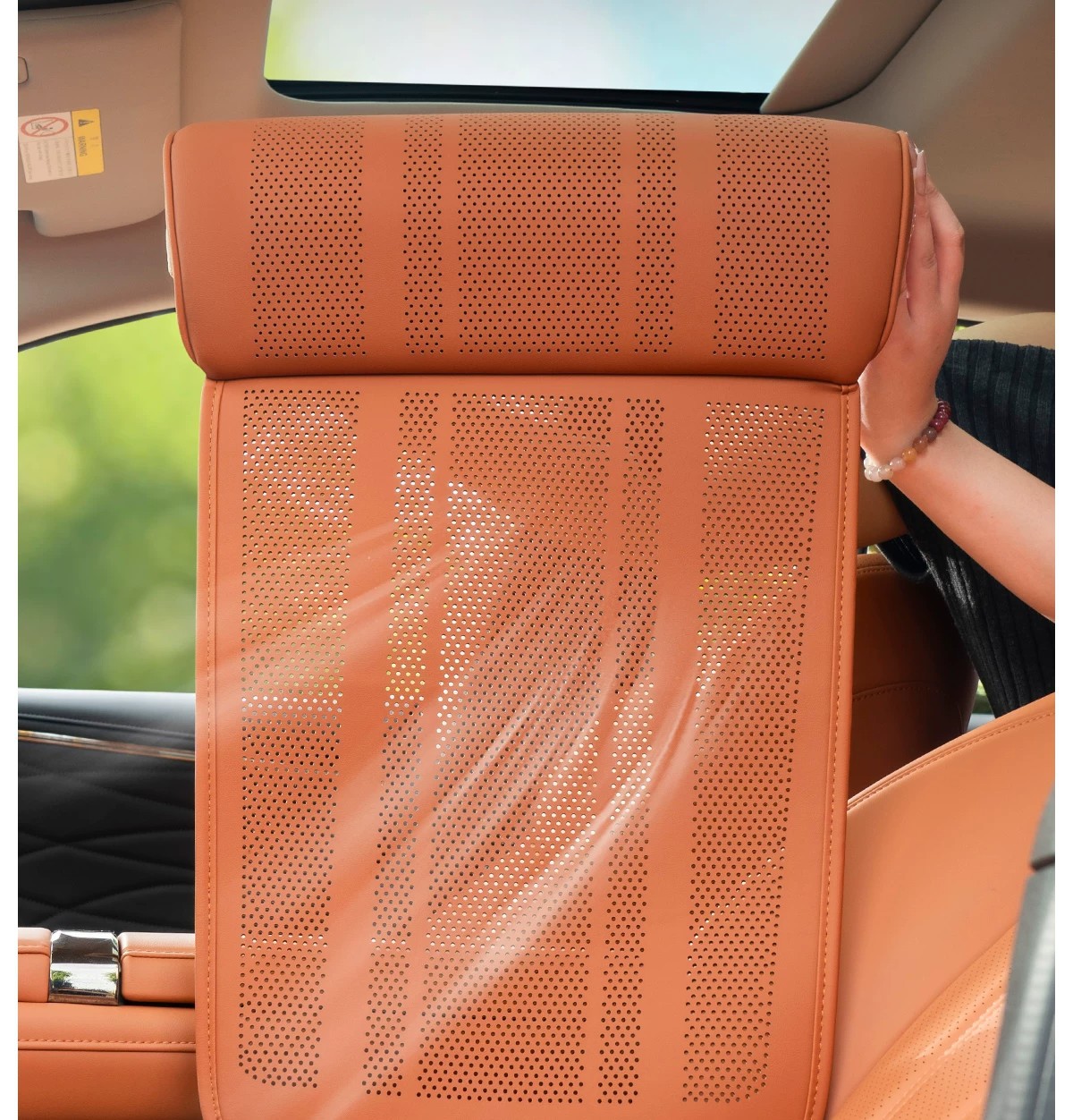Car Seat Cushion with Extended Leg Support, Integrated Sponge Leg Rest for Driver and Passenger Seats, Universal for All Seasons, Comfortable Leg Cushion