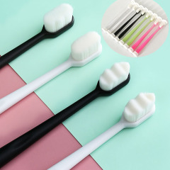 日本式の万毛歯ブラシのシングルは細い柔らかい毛を入れて暗号化して成人の家庭の小さい頭の月子の万本の毛の歯ブラシを印刷して卸売りします。