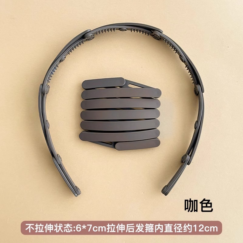 9 ¿ Morandi 1 pieza de color café.