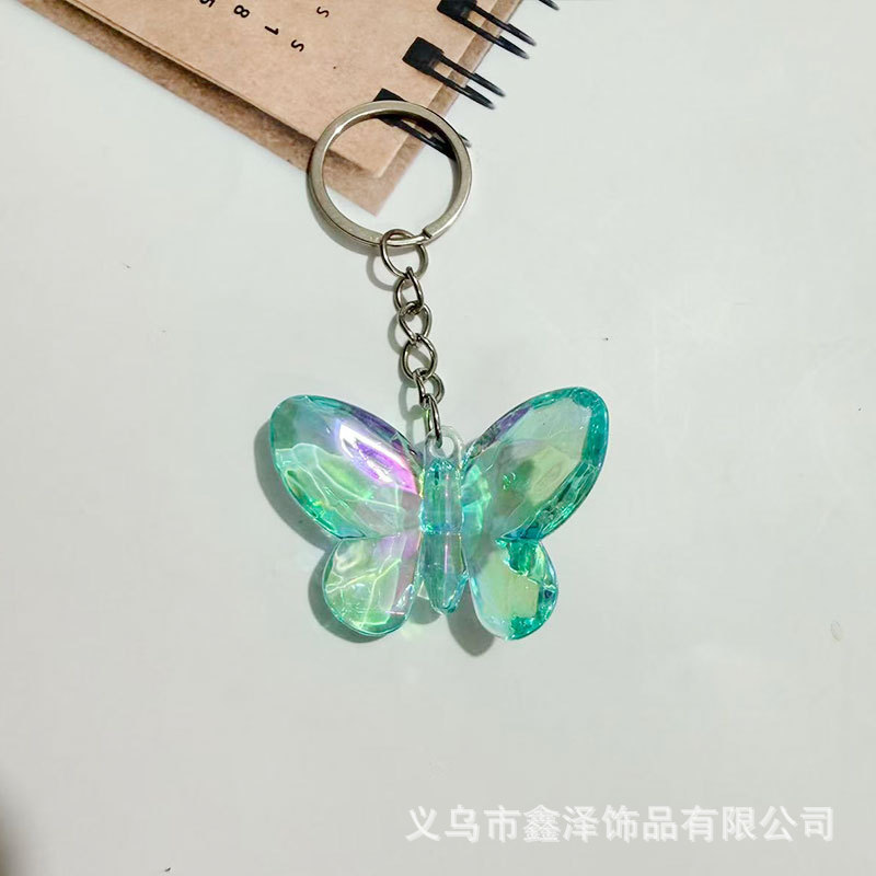 Color fantasma de color gelatina mariposa llavero acrílico transparente colgante de dibujos animados pericardias de niñas joyas de ropa al por mayor image 10