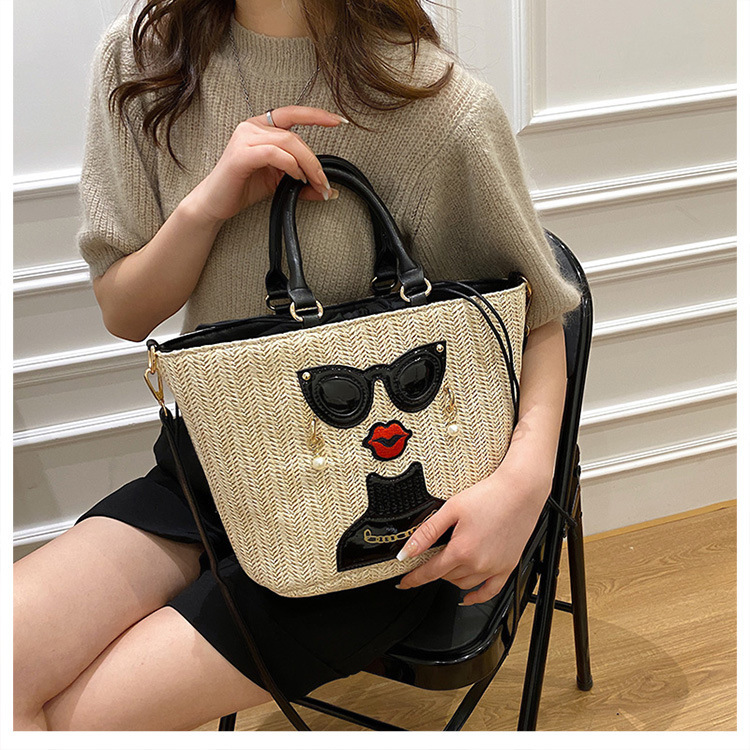 Summer Weaving New Glasses Girl Large Capacity Portable Cross Body Bucket Bag display picture 1