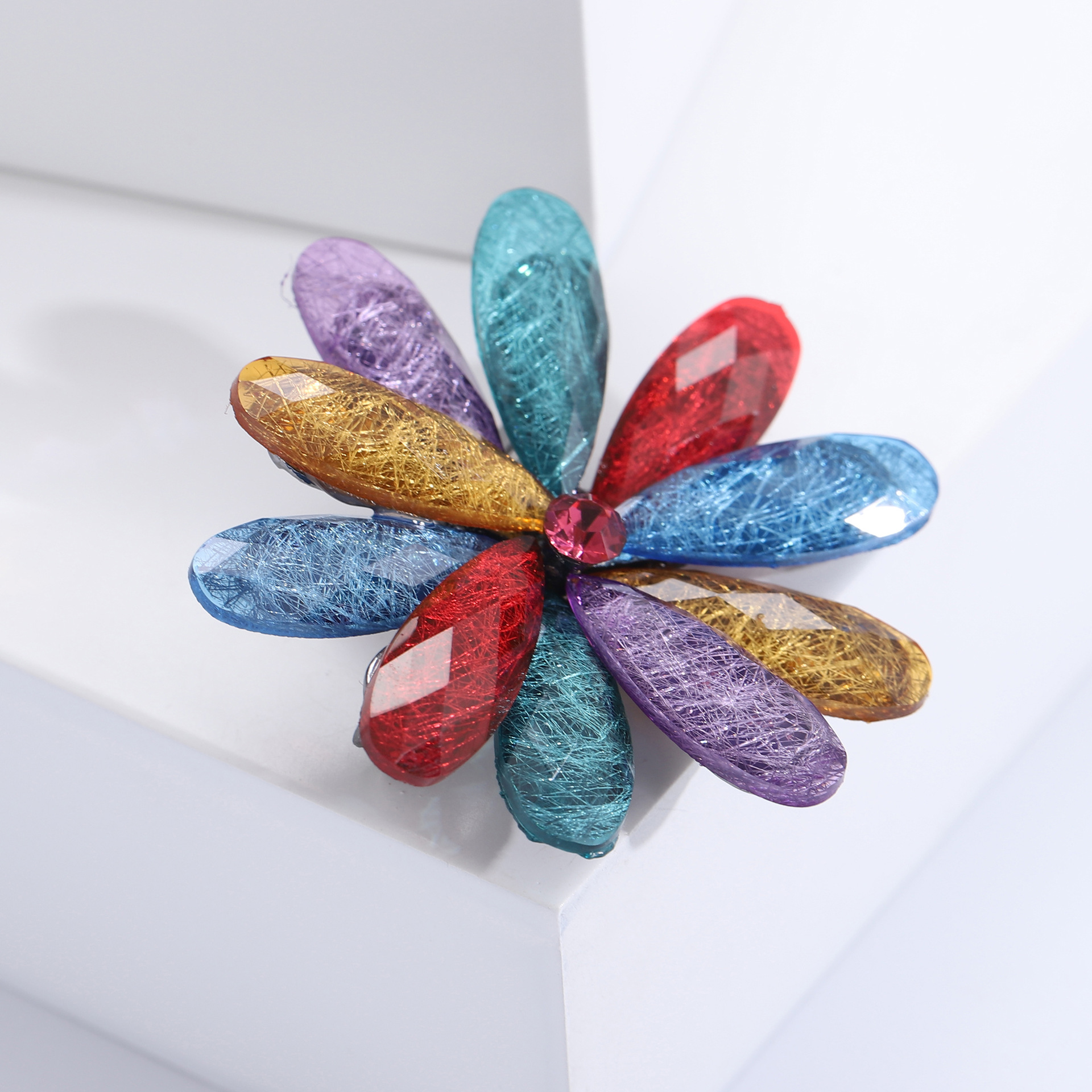 17g Weight Acrylic Inlay Material Brooches Classification Casual, Holiday, Banquet Occasion Alloy Material Flower Pattern All Seasons Season Women's Gender Inlay Design Simple Style Style Simple Style Pin Flower Alloy Inlay Acrylic Women's Brooches 18