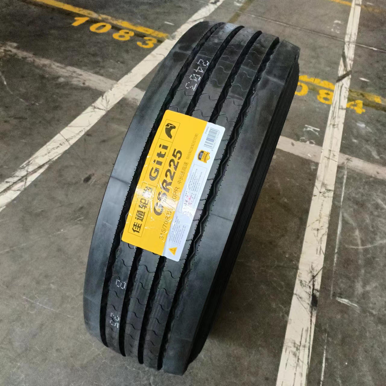 Jiantong neumáticos Giti GSR225 11R22.5 neumáticos de vacío de acero para camiones de carga