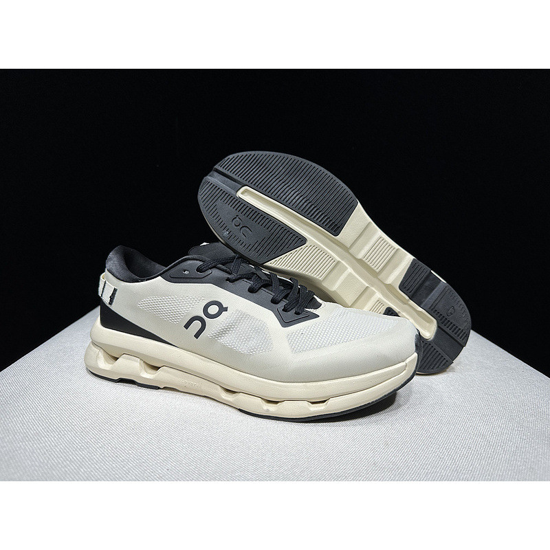 莆田ハイバージョン On Cloudzone KITH x 共同ブランドの快適で多用途なカジュアル ランニング シューズ|undefined