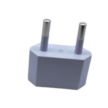 旅游美规转欧规转接头圆脚转扁两用转换插头欧标万能电源转换插头