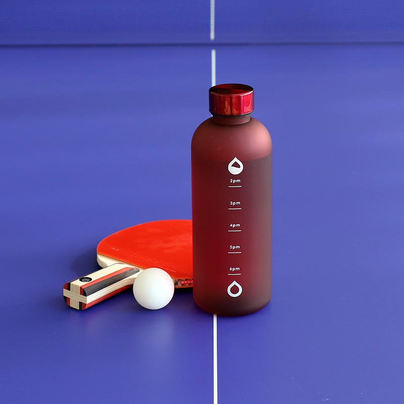 Taza de plástico de color sólido simple y de alto nivel, taza de agua espacial de gran capacidad, taza de agua esmerilada de alta calidad