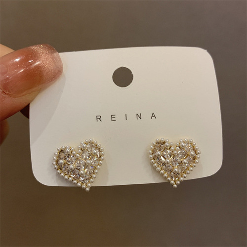 Sparkling Diamond White Pearl Love Earrings S925 Silver Needle Small Cute Female Small Exquisite Fashion Earrings Trendy Earrings