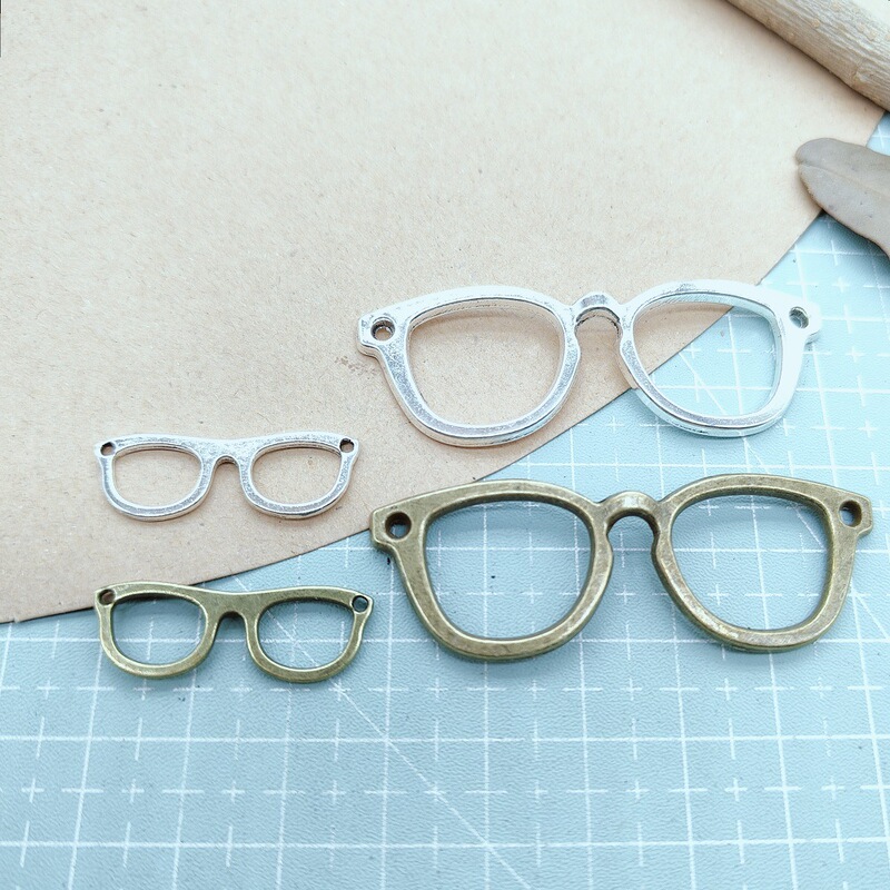 DIY Alloy Mini Glasses Frame Pendant Accessories Retro Metal Small Glasses Charms Handmade Jewelry Materials