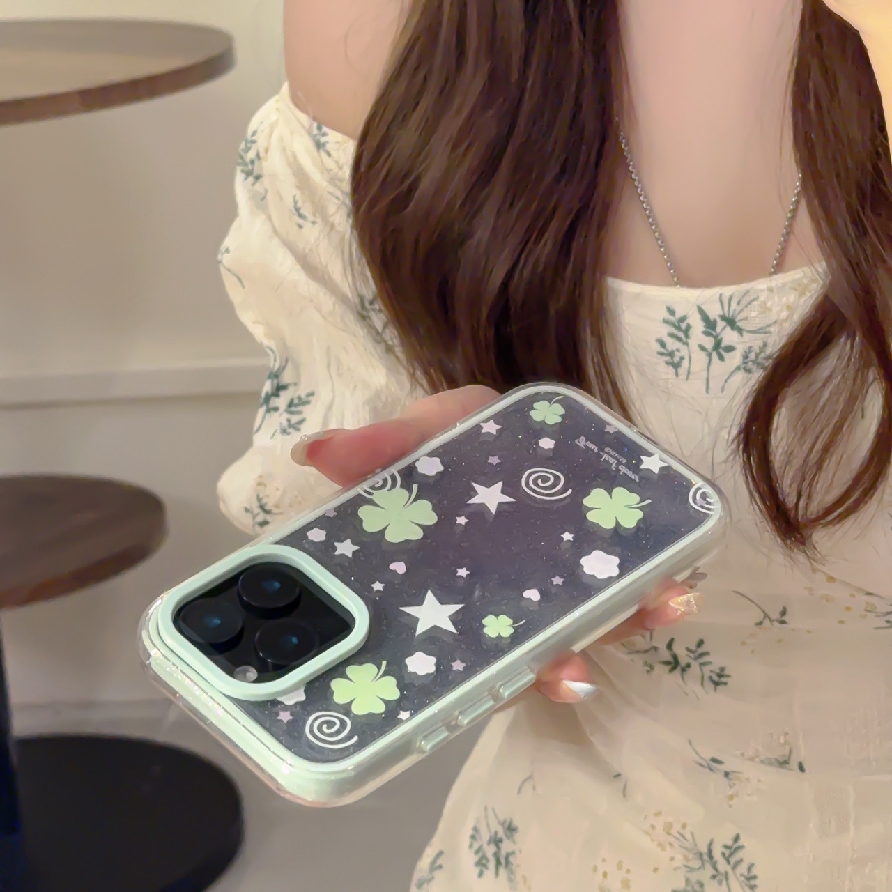 Dibujos animados coreanos dos en uno trébol de cuatro hojas para Apple 16ProMax funda para teléfono móvil 15Pro nuevo 14/13 femenino 15PM