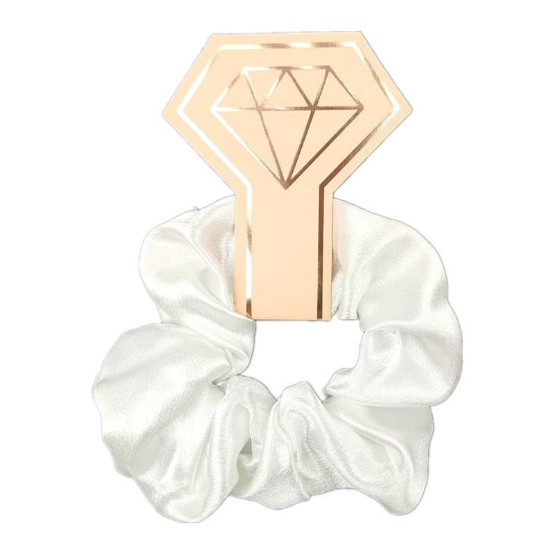 水晶缎吊卡白色