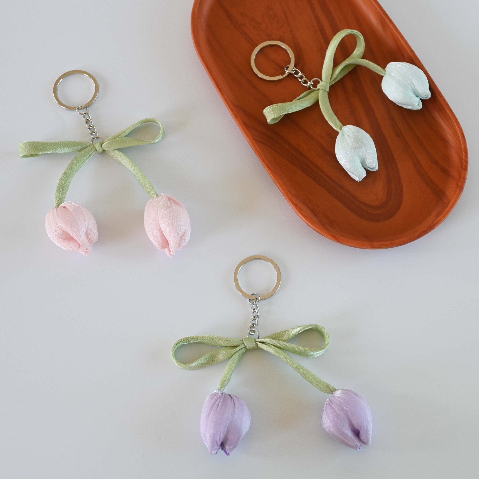 10g Weight 1 Piece Elegant Flower Cloth Keychain