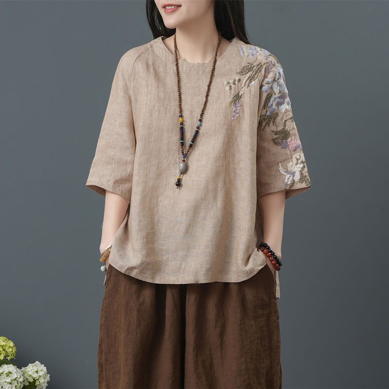 Special Offer Loose-Fitting Plus-Size Women's Clothing for Middle-Aged Moms, New Cotton-Linen Embroidered Tops, Artistic Retro Chinese-Style Women's T-Shirts