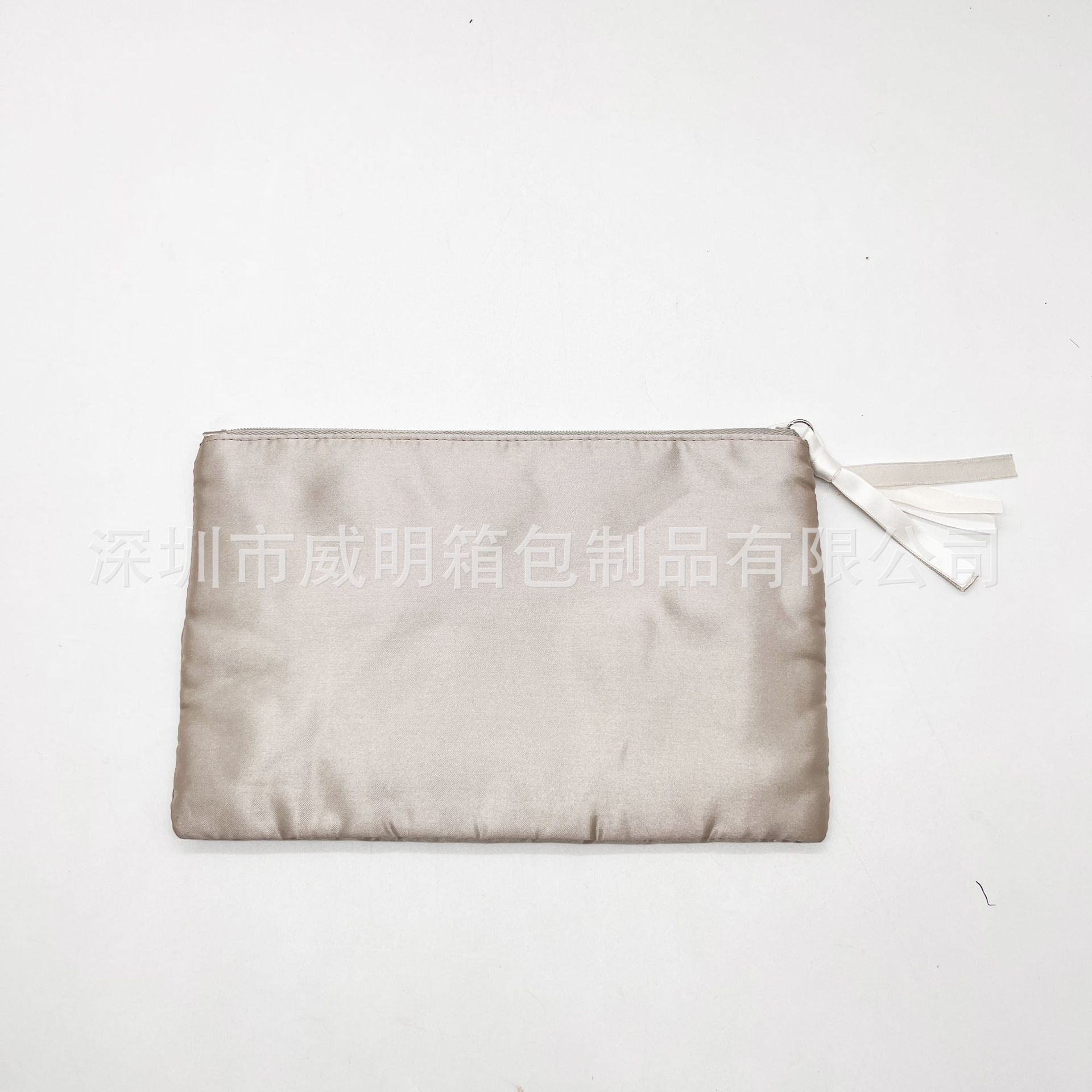 ˿��ɫ����ױ�� ���л���Ʒ��ױƷ���ɴ� ���Ի�����Ůʿ��ױ��