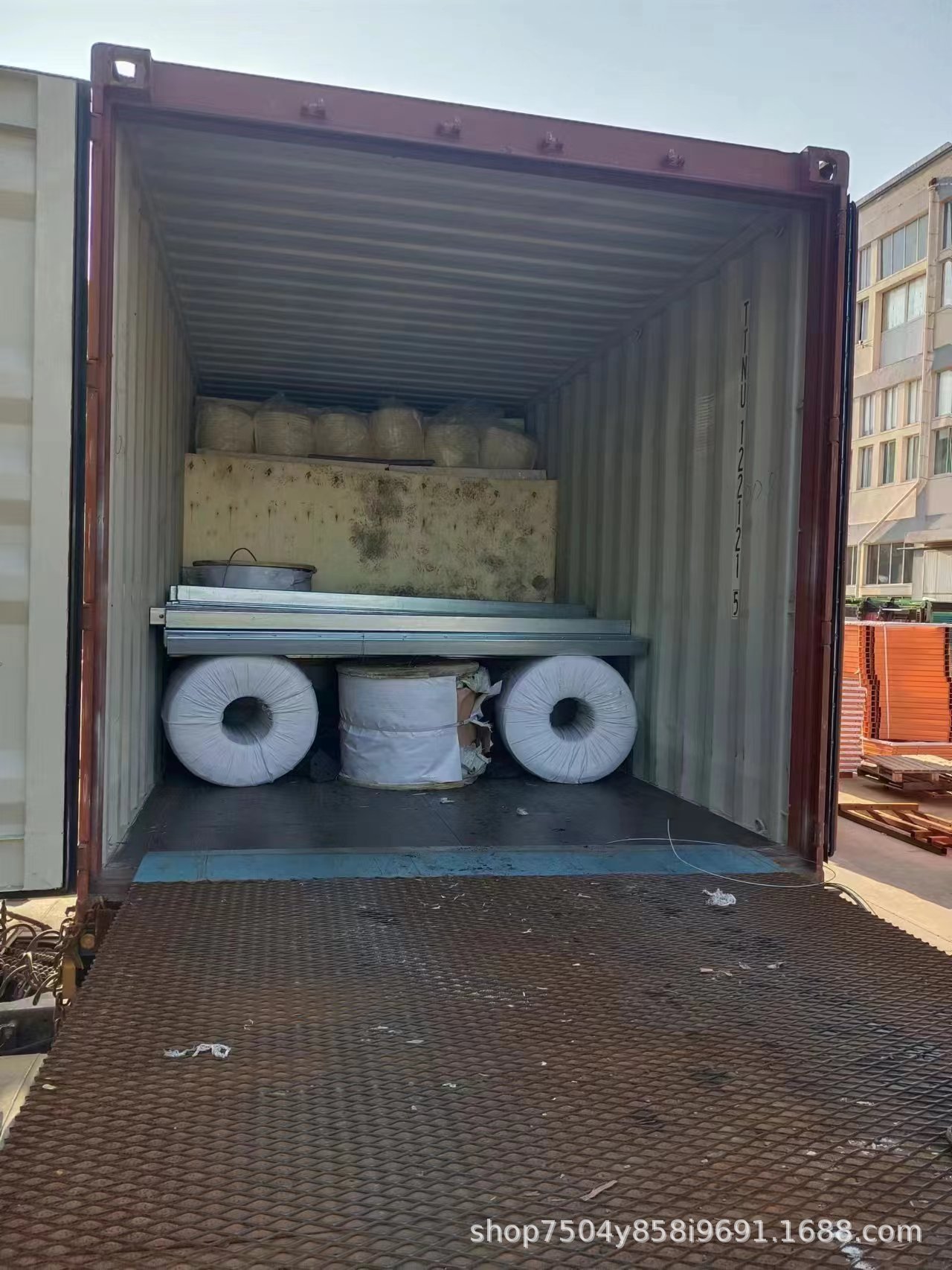 e9b42d98f9997a8b1bc95999f9e483