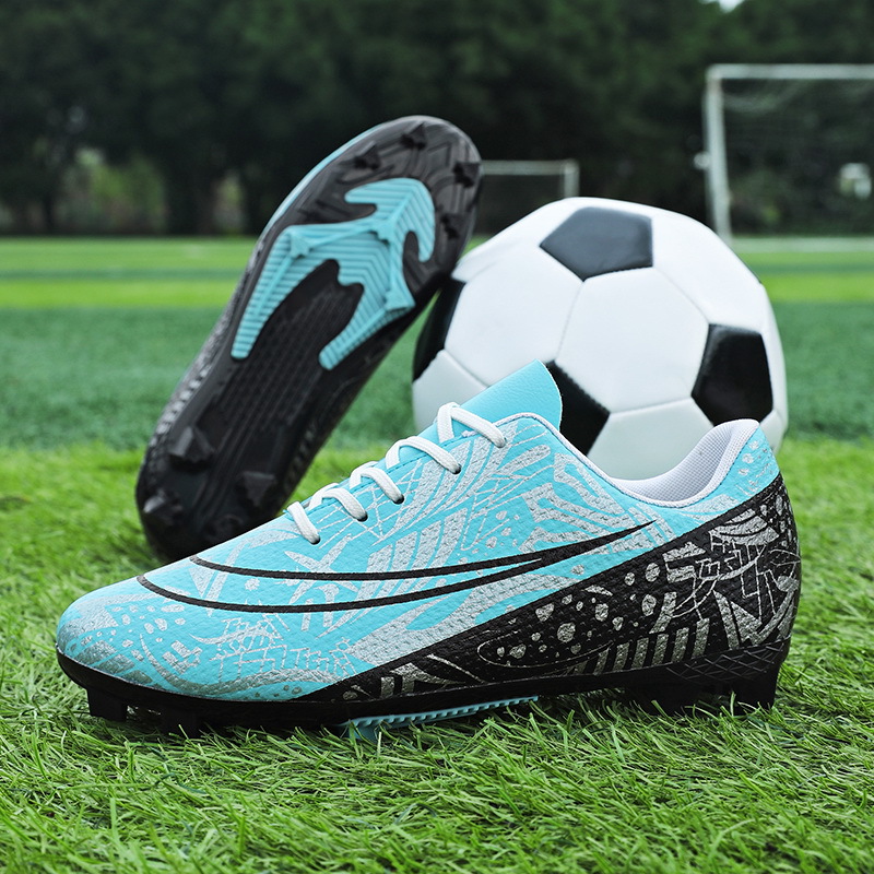 2025 nuevos zapatos de fútbol antideslizantes de clavos largos zapatos de entrenamiento deportivo para hombres y mujeres zapatos deportivos adolescentes al por mayor