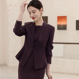 小西装;半身裙;女式毛呢外套