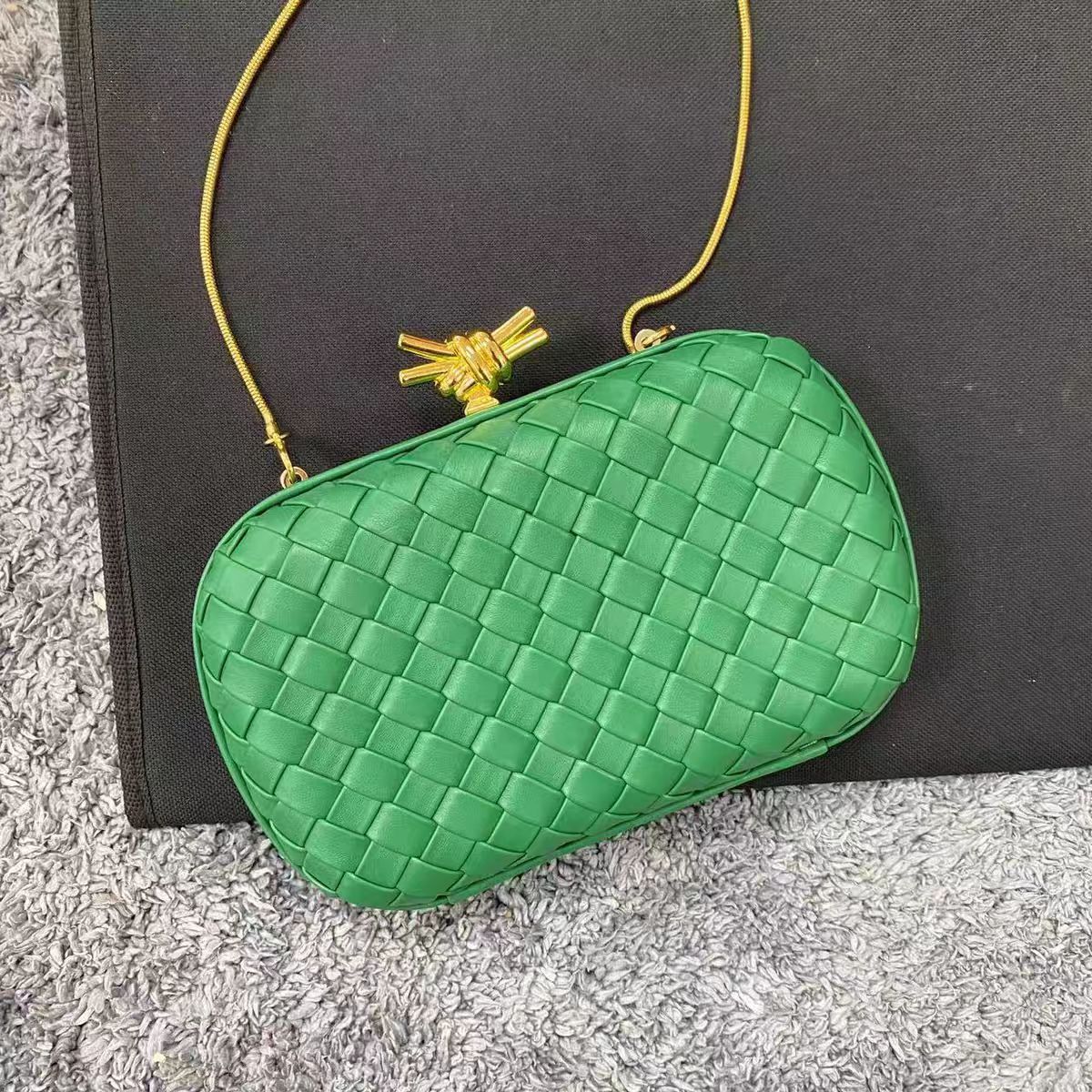 2026 New Women's Woven Clutch Bag, Versatile Fashion Party Handbag, Single Shoulder Evening Bag With Chain Strap - Thumbnail 3