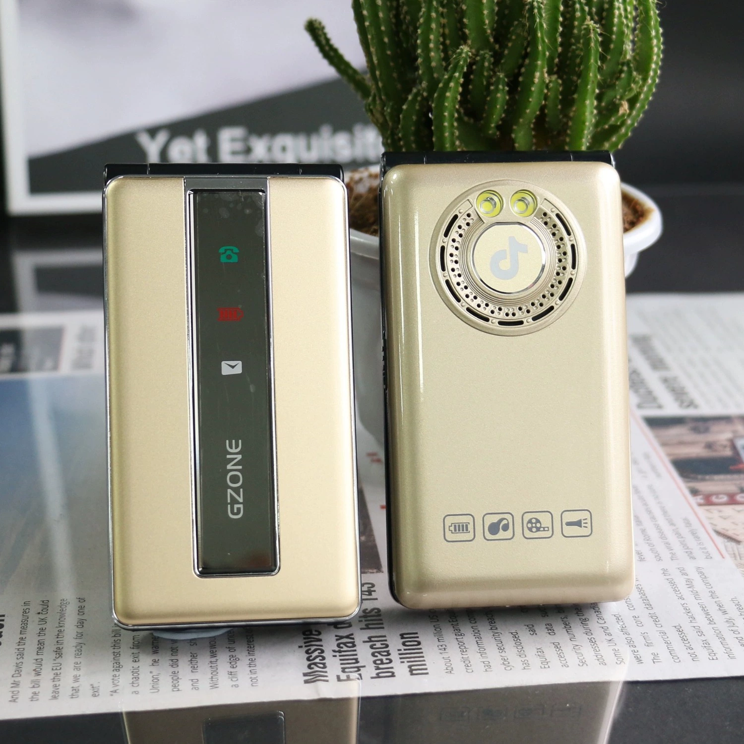 Складной мобильный телефон для пожилых, аккумулятор 5800 mAh, 2 SIM, крупные клавиши