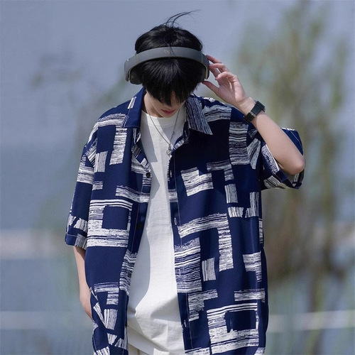 Striped Short-Sleeve Shirt for Men, Summer Style, Hong Kong-Style Lapel Youthful Top, Casual & Stylishly Designed Loose-Fit Outerwear