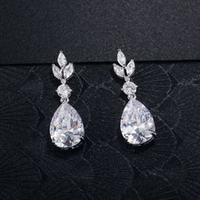 RAKOL 韩版时尚小清新经典水滴型耳环女个性轻奢微镶锆石新娘耳钉