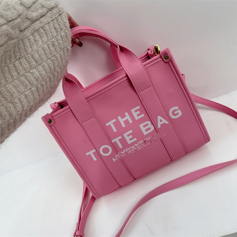 Bolsos de moda de comercio exterior para mujer, nuevos bolsos tote transfronterizos, bolsos diagonales de un solo hombro, bolsos portátiles, bolsos retro, moda 2025