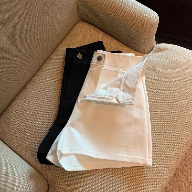 Quần short nữ cạp cao chữ A co giãn thoáng khí phong cách năng động — Màu trắng, Màu đen chi tiết 16