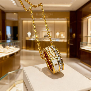 26���¿�ڰ׬m���pƴɫ��ĸ��Ů�W�����sС�t������Sֱ�N��