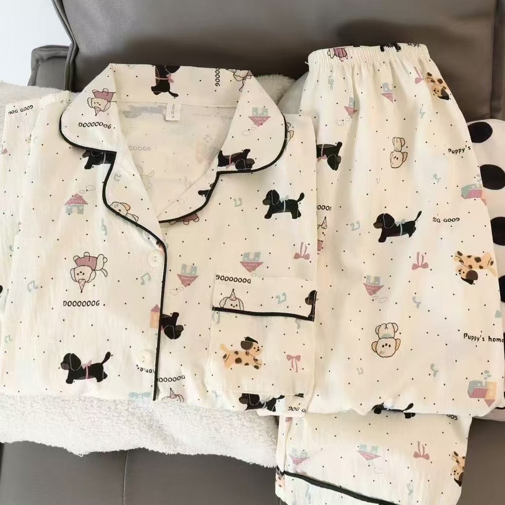 Al por mayor transfronterizo nubes de otoño pijamas de manga larga pantalones cardigans de dibujos animados con solapa linda ropa de hogar