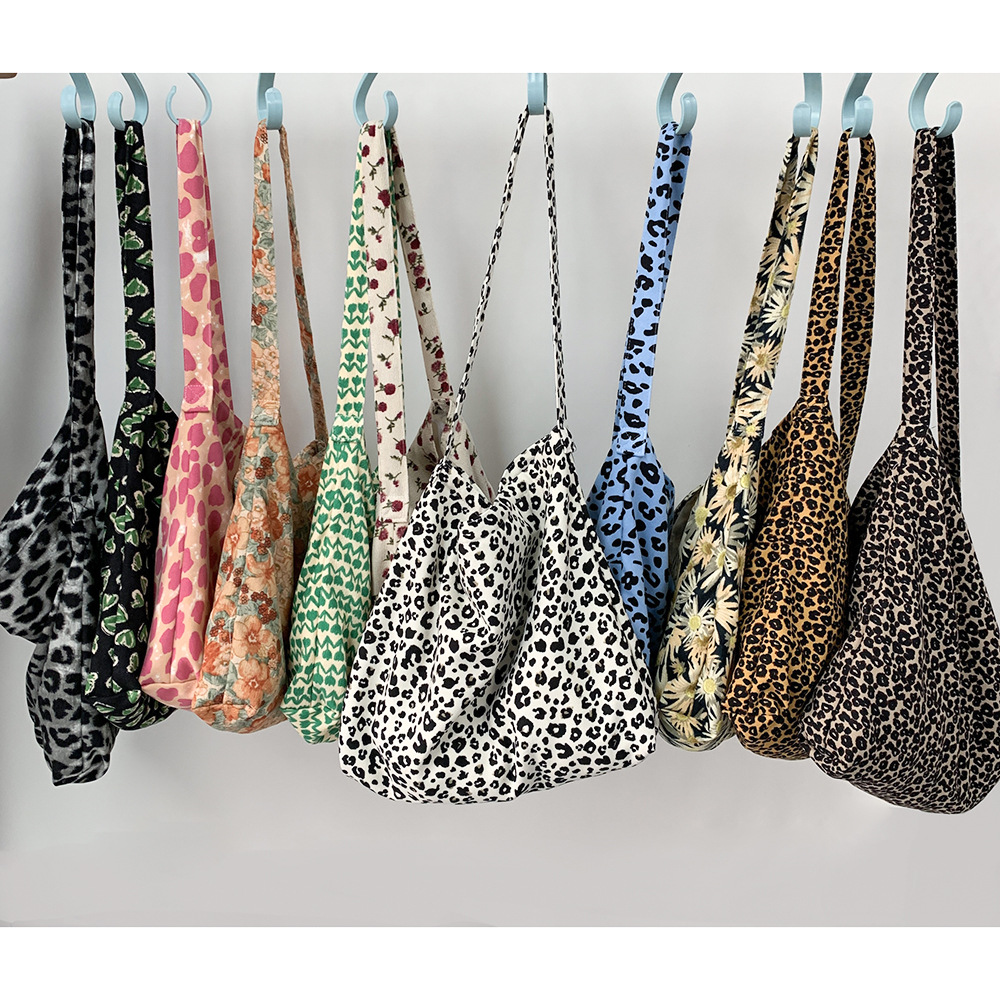 Bolso diagonal con estampado de leopardo pequeño de moda occidental con cremallera, bolso de compras de un solo hombro de gran capacidad, bolso de lona de moda, venta al por mayor de moda femenina