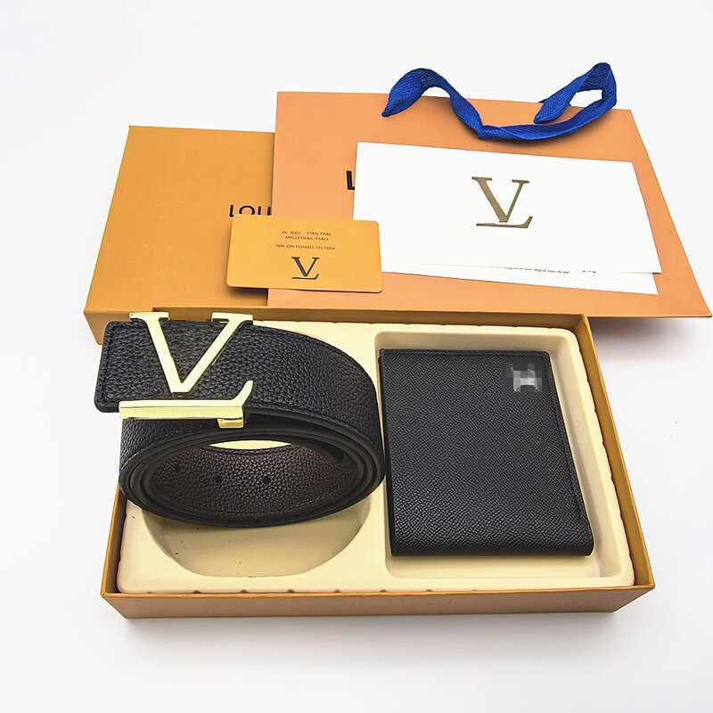 Cross-border belt, wallet, and belt set – classic plaid pattern with letter buckle, lychee-grain leather belt gift box, for export