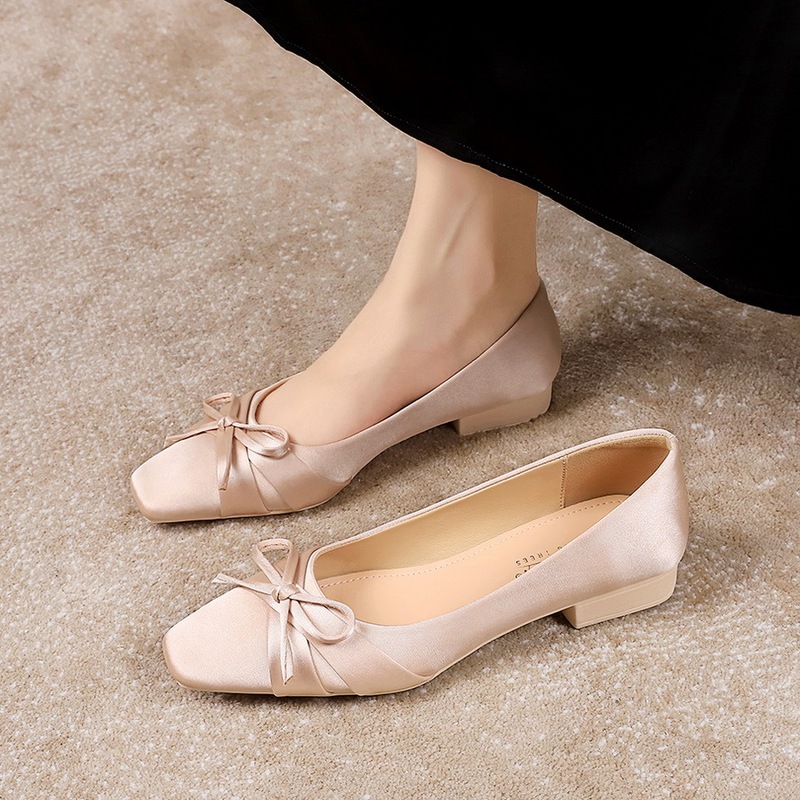 792-10 French Retro Style Silks and Satins Bow Square Toe Pumps Women's Slip-On Low Heels with Skirts Women's Shoes